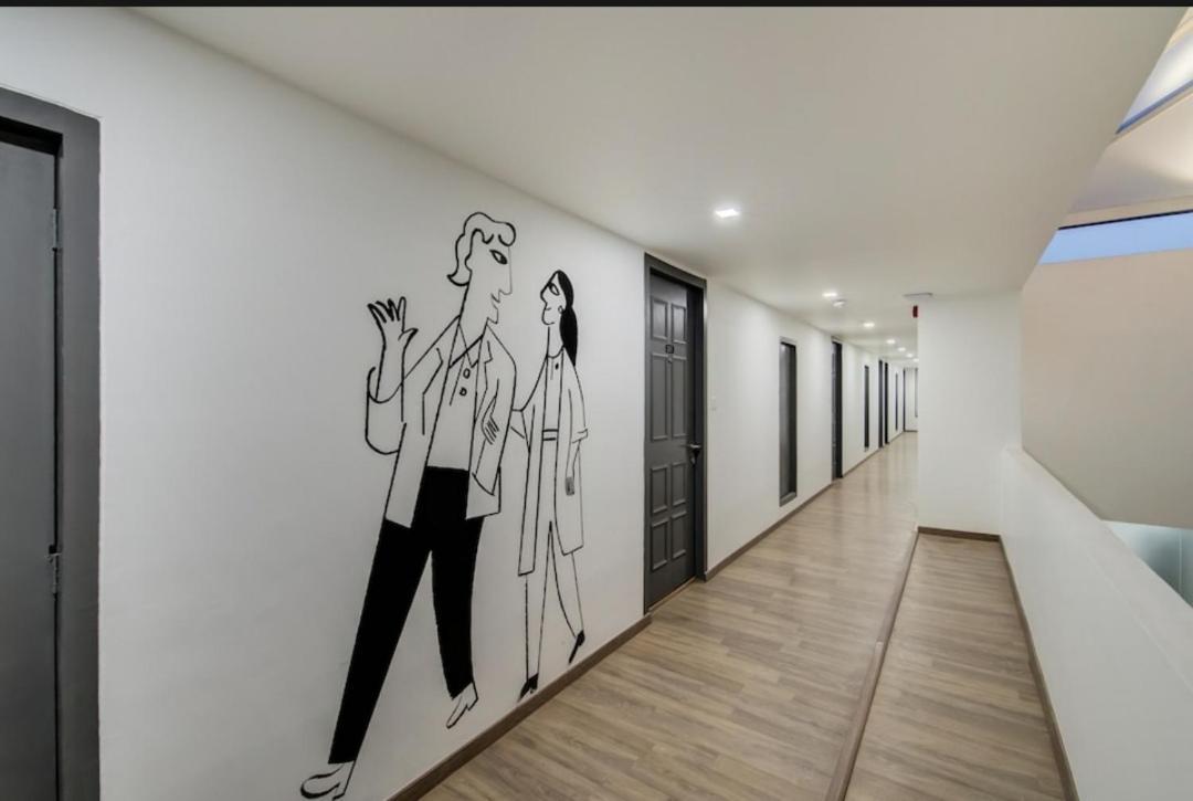 Hotel Town Plaza Pune Bagian luar foto